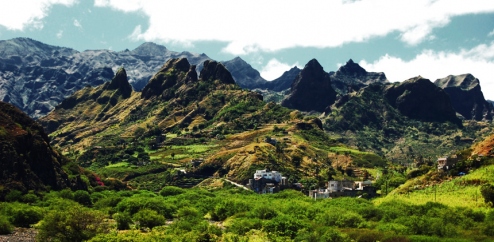 Crêtes et cratères